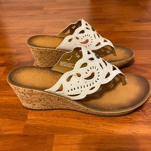 Clarks wedge sandals